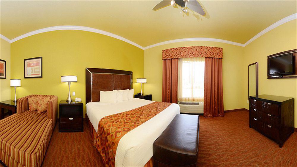 Best Western Plus Christopher Inn And Suites Forney Екстериор снимка